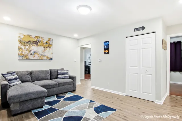 $259,900 | 8915 Pine Avenue, Wonder Lake, IL 60097