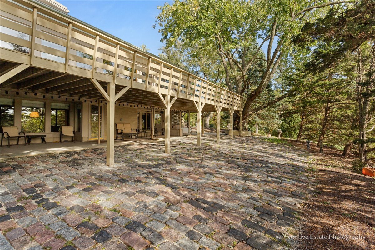 11-s054 South Jackson Street Burr Ridge, IL 60527 - Photo 10 of 11 Gallery Image 10