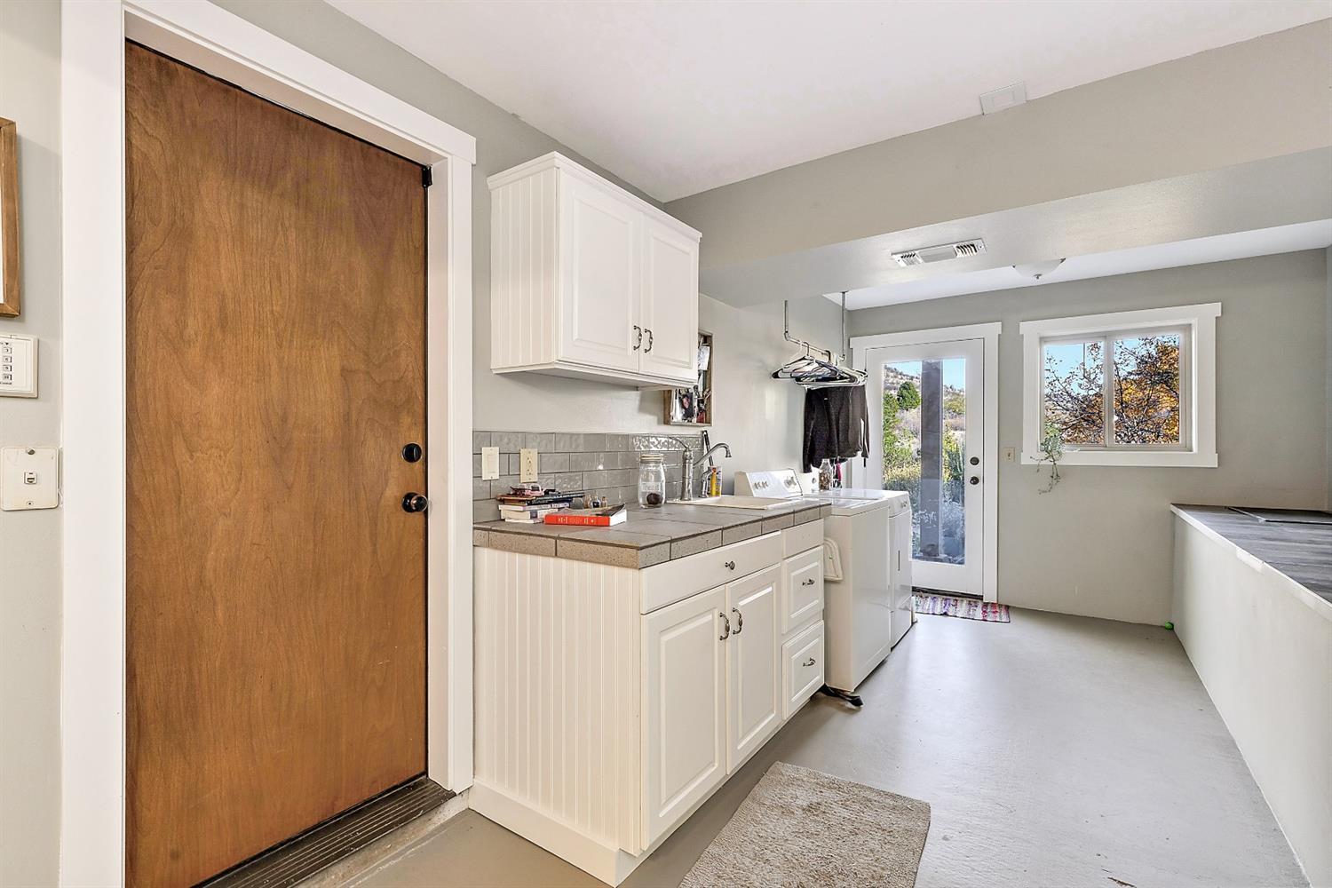 1876 North Valley View Road Ashland, OR 97520 - Photo 23 of 35 Additional Photo