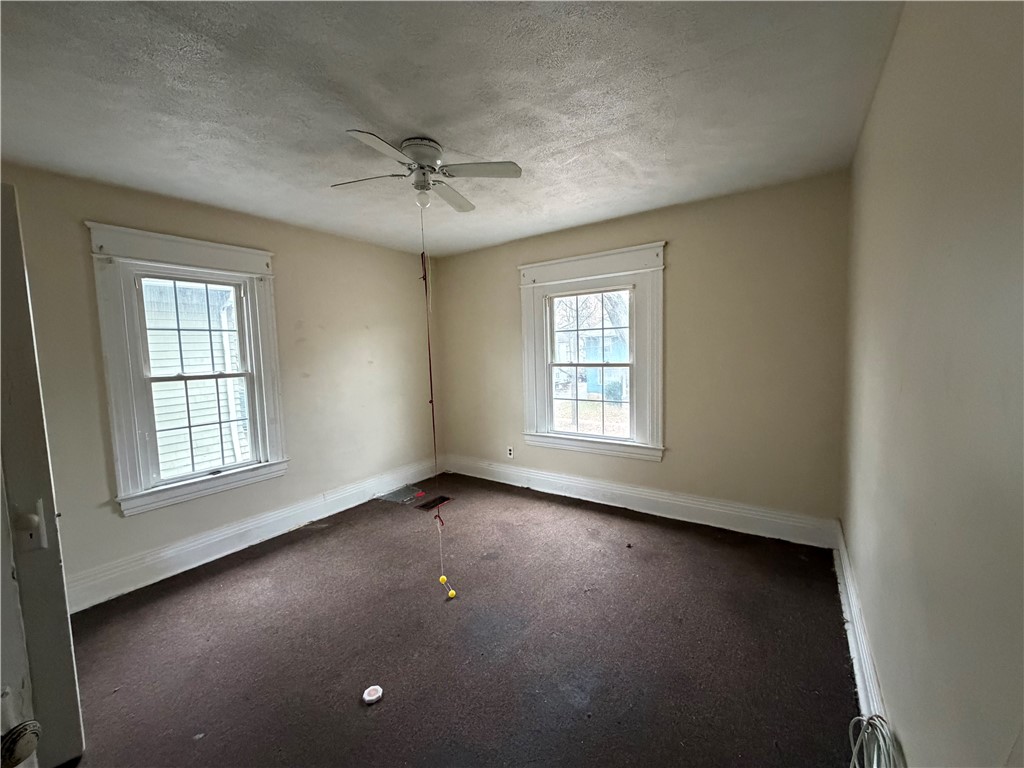 393 Grand Avenue Rochester, NY 14609 - Photo 11 of 17