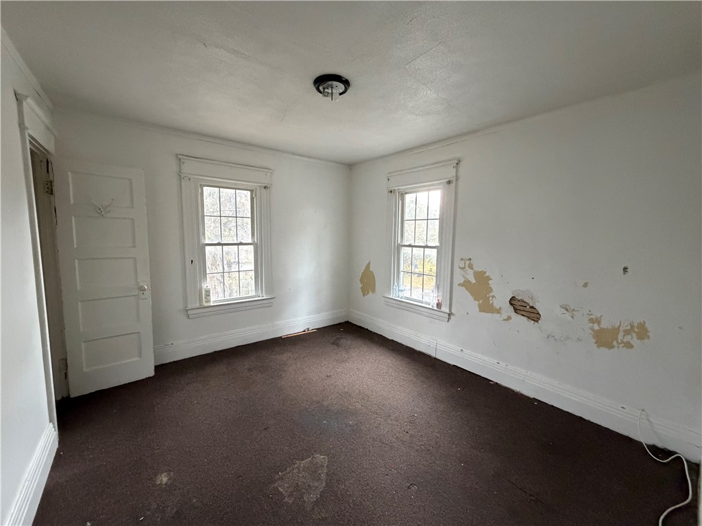 393 Grand Avenue Rochester, NY 14609 - Photo 15 of 17