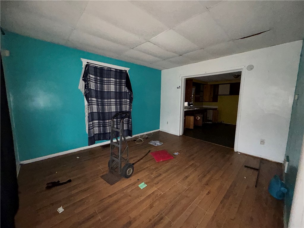 393 Grand Avenue Rochester, NY 14609 - Photo 5 of 17