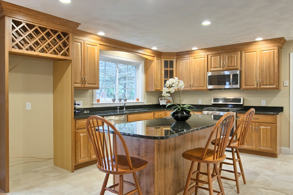 34 Concord Road Westford, MA 01886 - Photo 11 of 30 Gallery Image 11