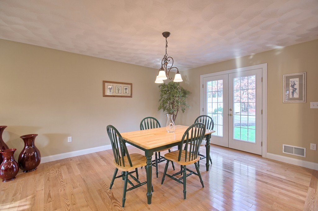 34 Concord Road Westford, MA 01886 - Photo 10 of 30 Gallery Image 10
