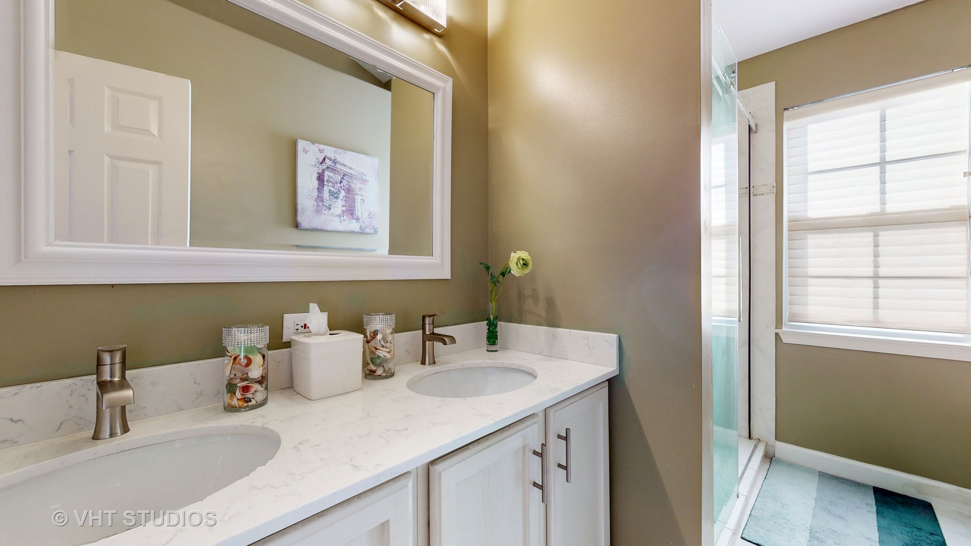 811 Commons Road Naperville, IL 60563 - Photo 29 of 61 a bathroom with a sink and a mirror