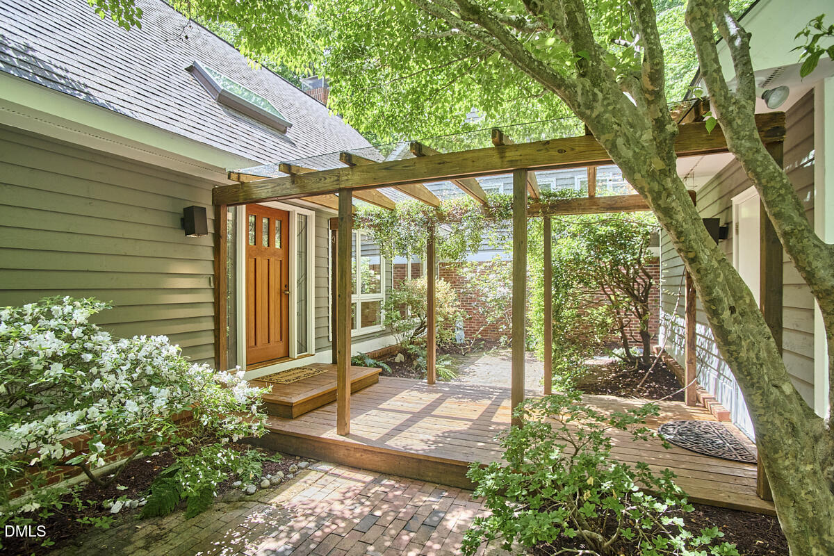 124 Steeplechase Road Chapel Hill, NC 27514 - Photo 4 of 66