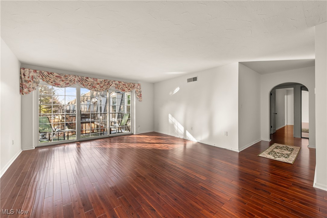 22701 Center Ridge Road, Unit 306 Rocky River, OH 44116 - Photo 4 of 29 Solid hardwood floors installed December 2024