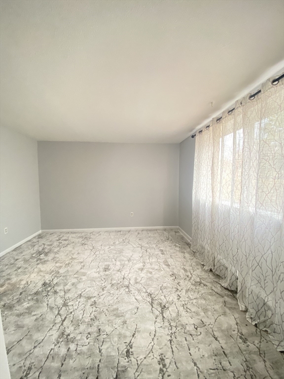 11 Weld Street, Unit 14 Framingham, MA 01702 - Photo 17 of 21