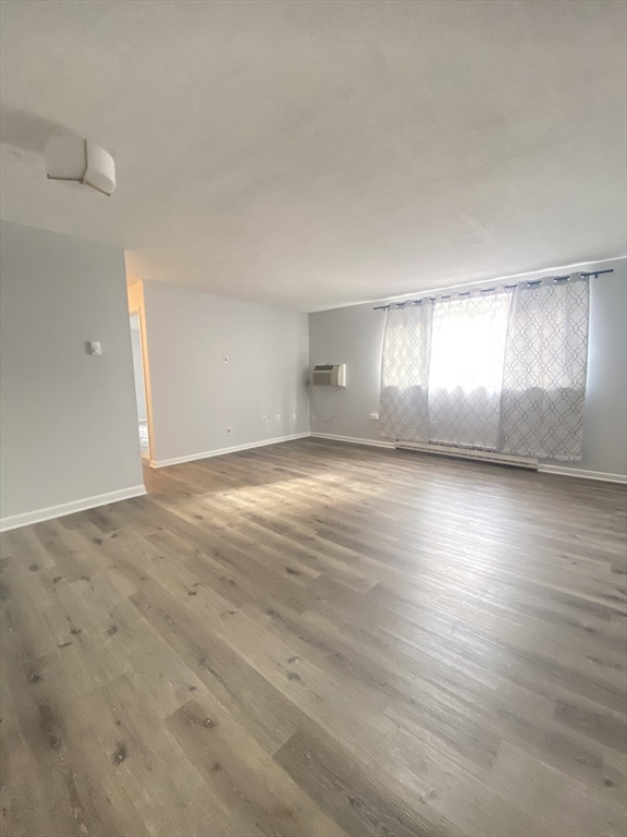 11 Weld Street, Unit 14 Framingham, MA 01702 - Photo 2 of 21