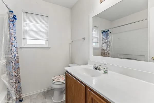 $399,000 | 408 Glen Valley Lane, Leander, TX 78641