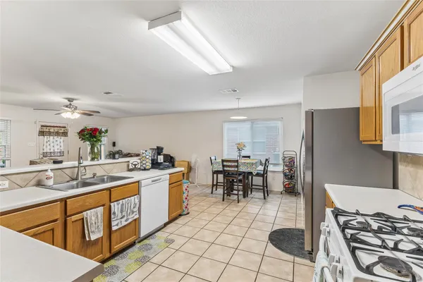 $399,000 | 408 Glen Valley Lane, Leander, TX 78641