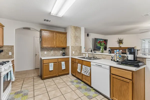 $399,000 | 408 Glen Valley Lane, Leander, TX 78641