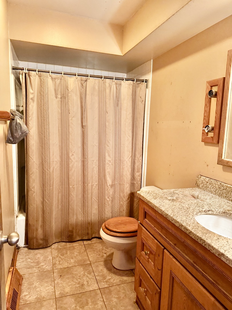 947 Maple Lane Bartlett, IL 60103 - Photo 8 of 18