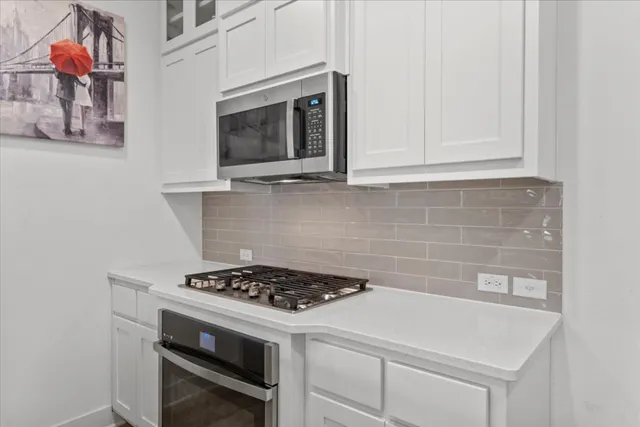 $3,400 | 2516 Simond Avenue, Unit D, Austin, TX 78723