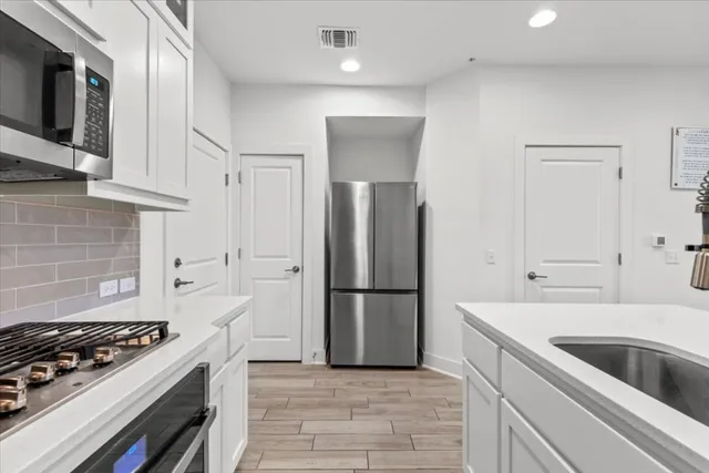 $3,400 | 2516 Simond Avenue, Unit D, Austin, TX 78723