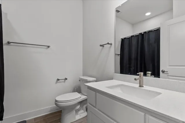 $3,400 | 2516 Simond Avenue, Unit D, Austin, TX 78723
