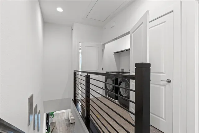 $3,400 | 2516 Simond Avenue, Unit D, Austin, TX 78723