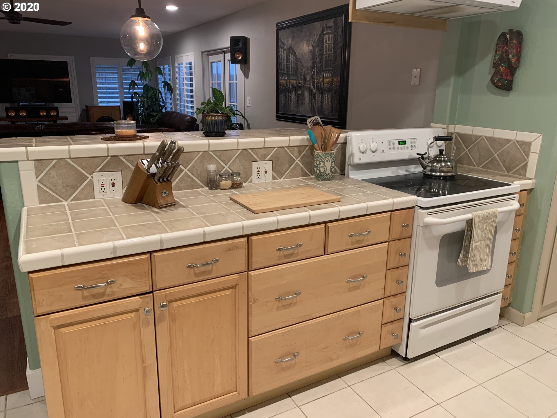4081 Gardner Road Southeast Salem, OR 97302 - Photo 8 of 29 Gallery Image 8