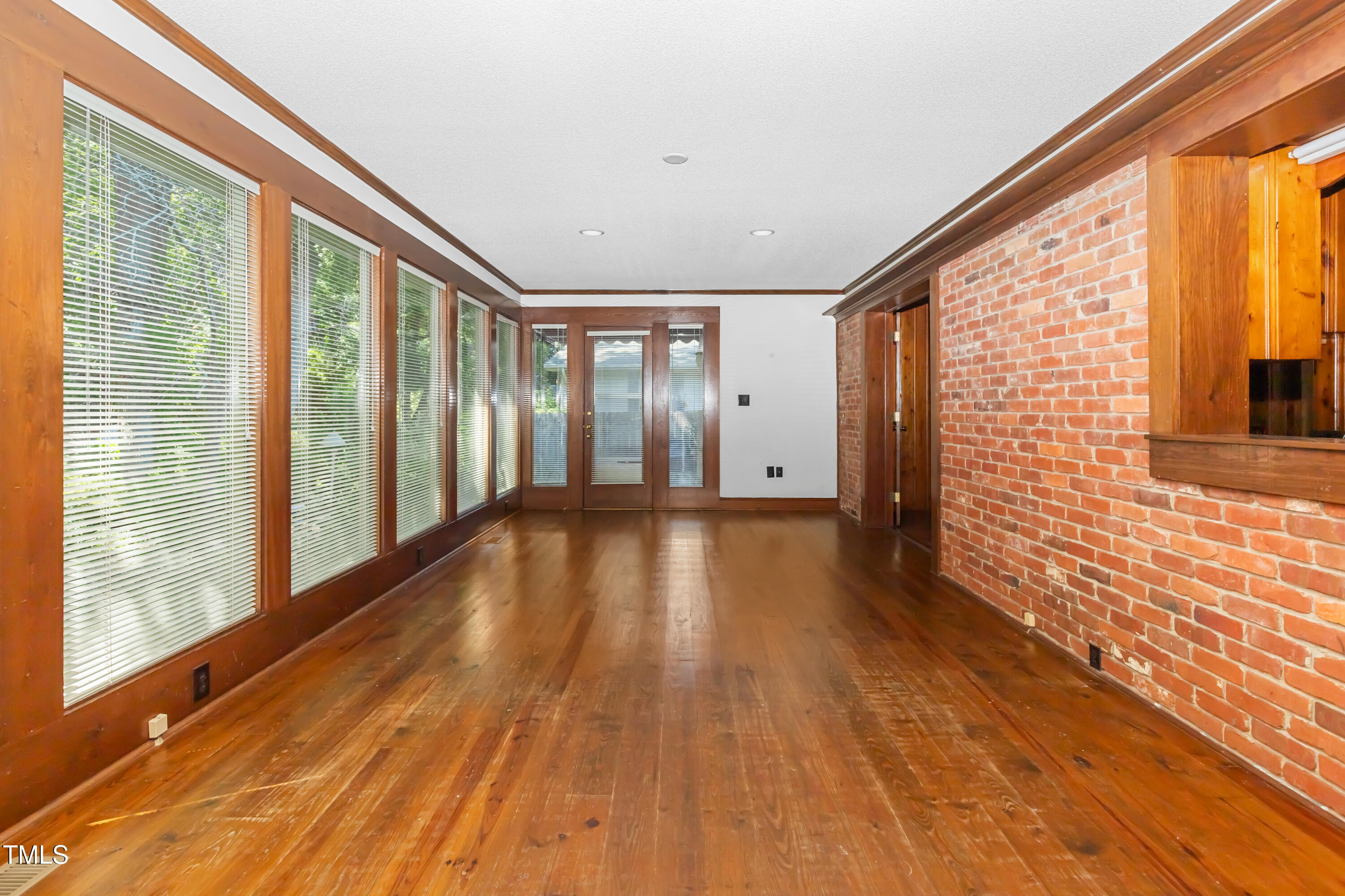 707 West Morris Circle Dunn, NC 28334 - Photo 7 of 29 _MG_1230