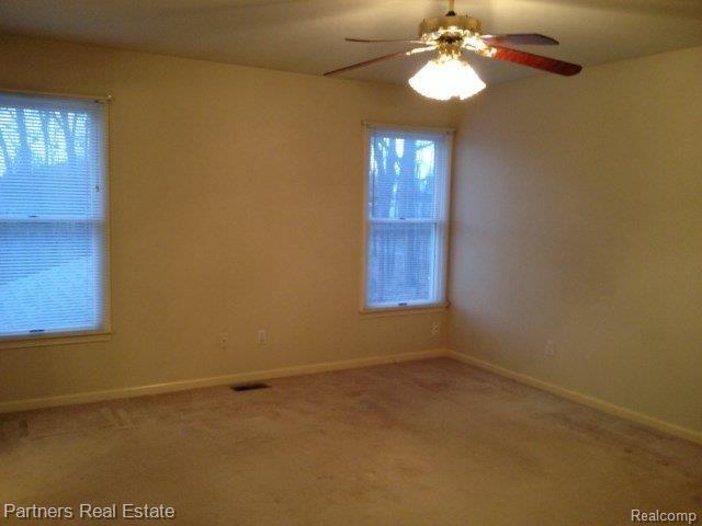 8227 Bergin Road Howell, MI 48843 - Photo 20 of 22 Master Bedrm