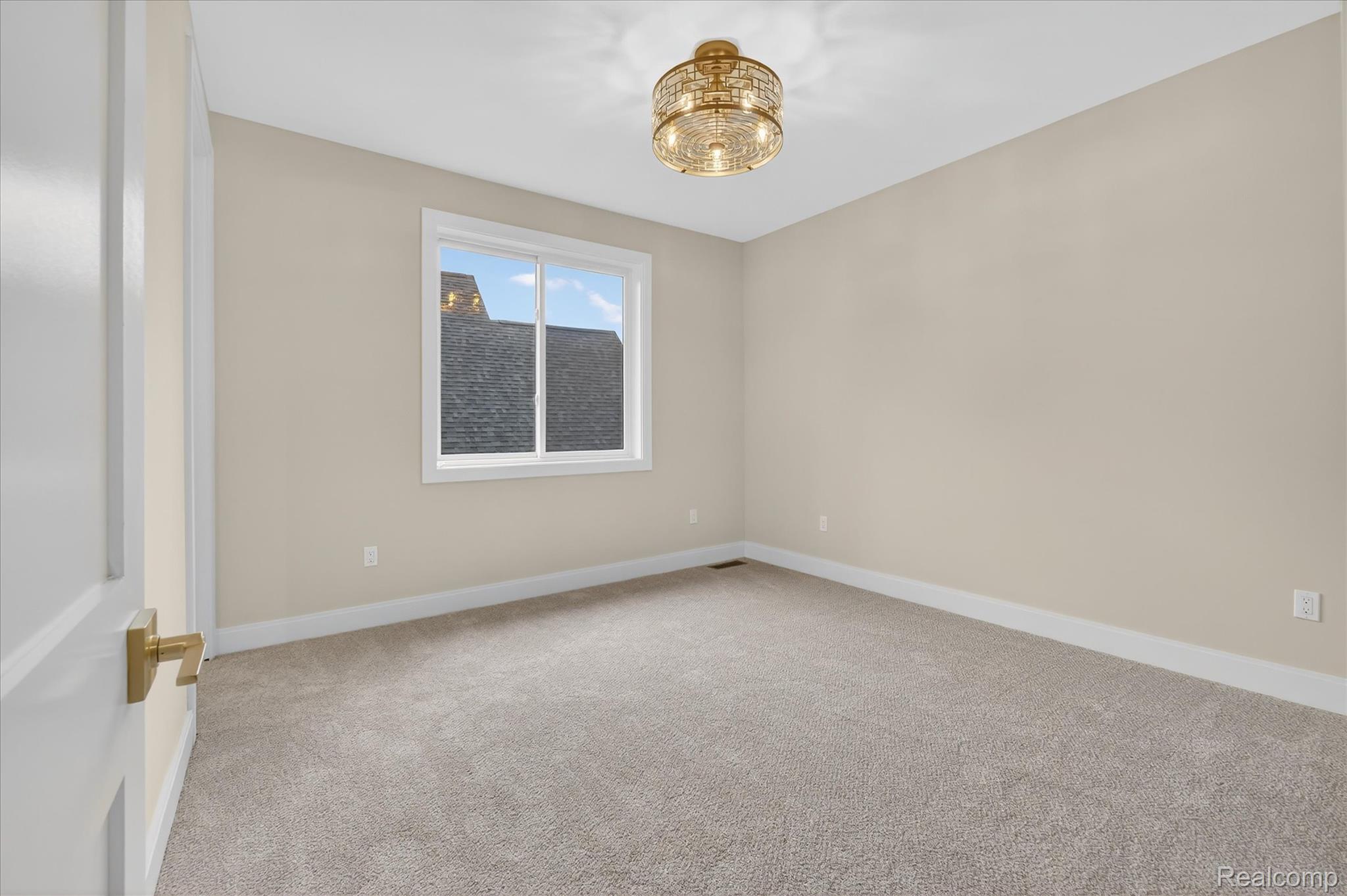 536 Maplehill Road Rochester, MI 48306 - Photo 29 of 51 32-546-Maplehill-Rd-WindowStill-Photography.jpg