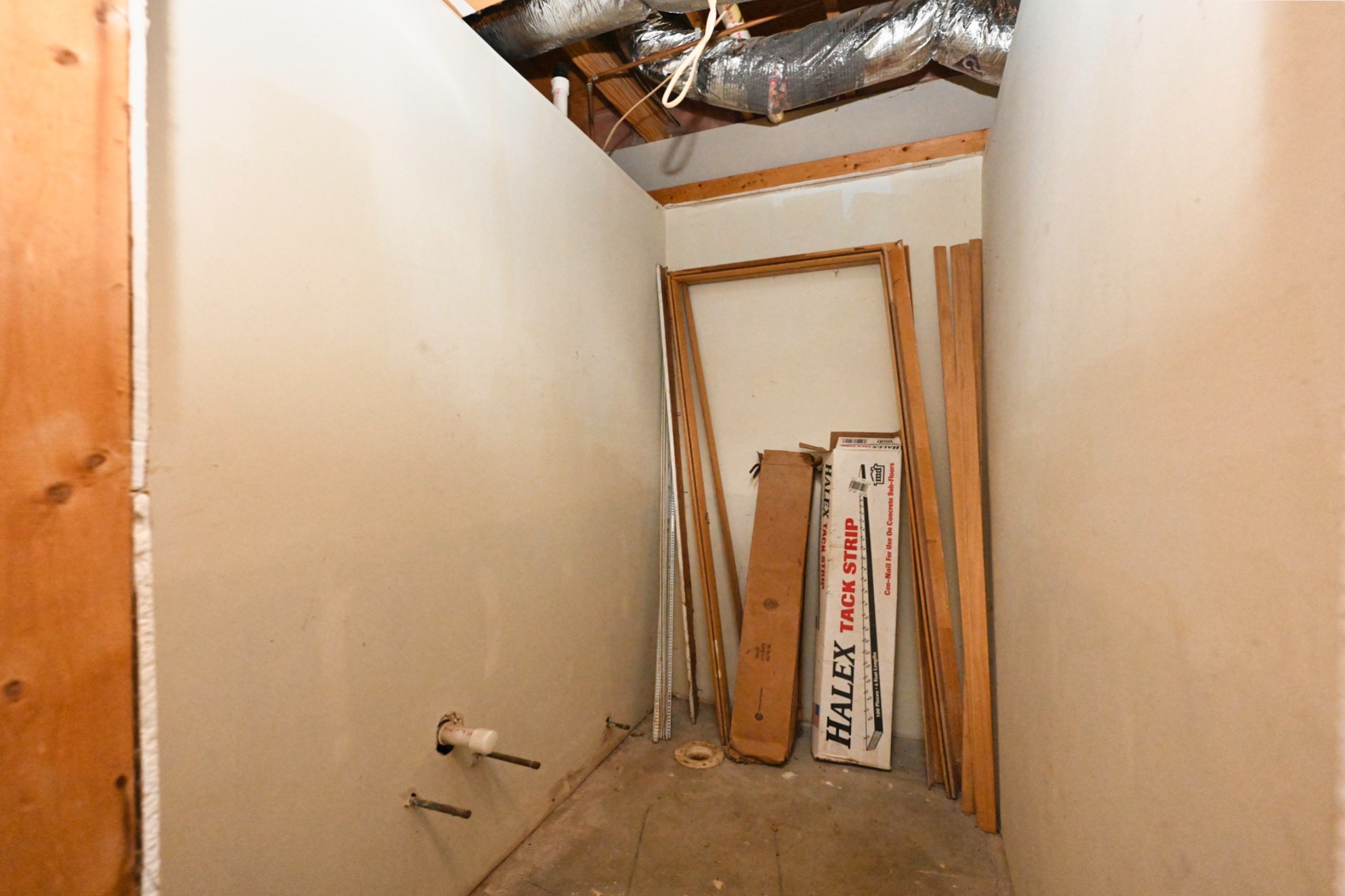 795 New Shackle Island Road Hendersonville, TN 37075 - Photo 31 of 41 a view of a storage and utility room
