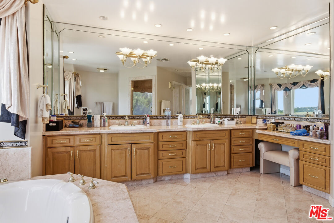 12570 Bull Canyon Road Granada Hills, CA 91344 - Photo 15 of 24