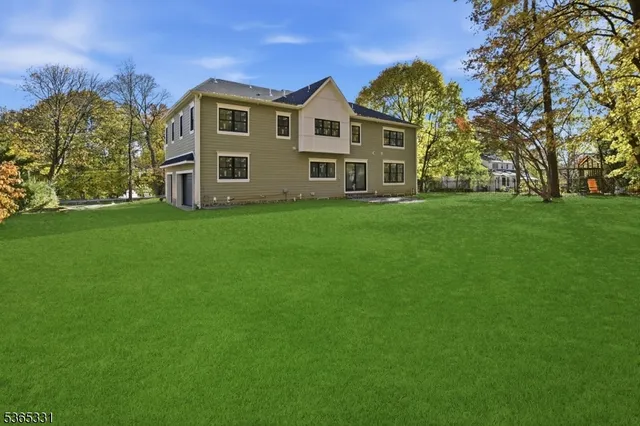 $3,585,100 | 336 Fairmount Avenue, Chatham, NJ 07928