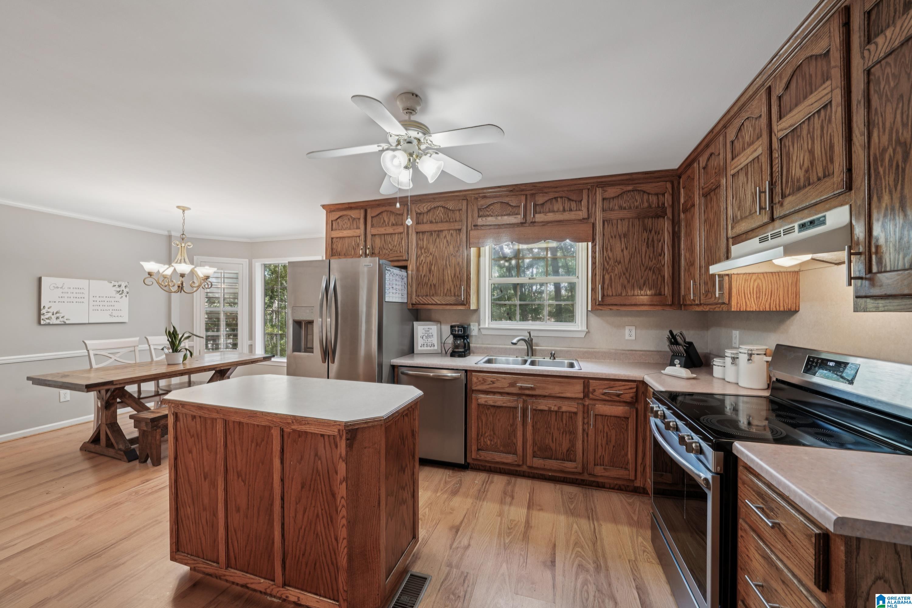 150 Virginia Street Oneonta, AL 35121 - Photo 13 of 62