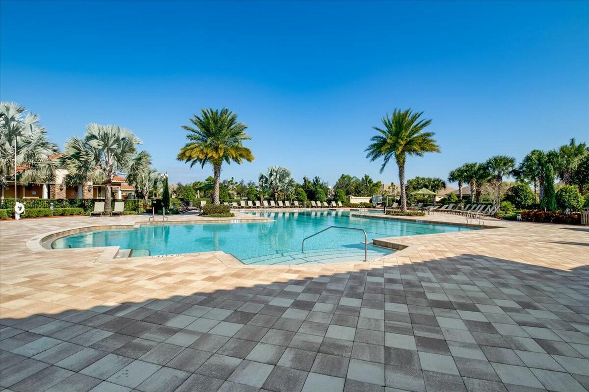 10895 Pisa Road Wellington, FL 33414 - Photo 45 of 50 clubhouse pool