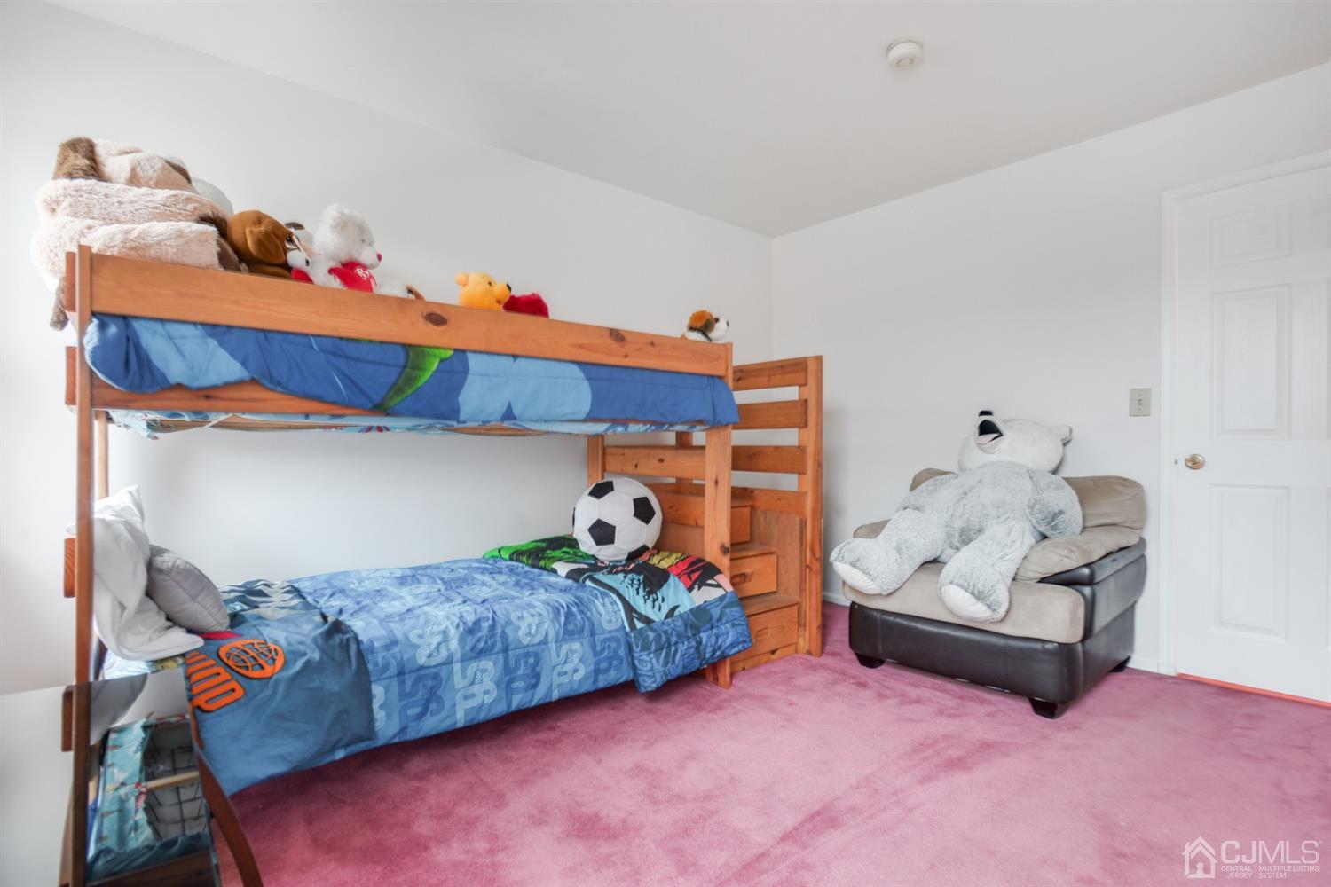 188 Plainfield Road Edison, NJ 08820 - Photo 13 of 16