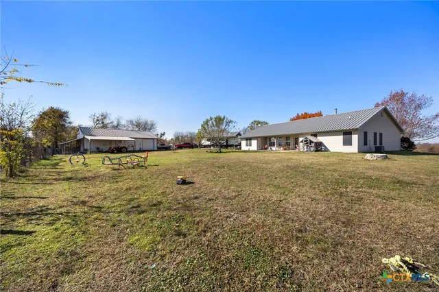 $650,000 | 18751 Highway 95, Holland, TX 76534