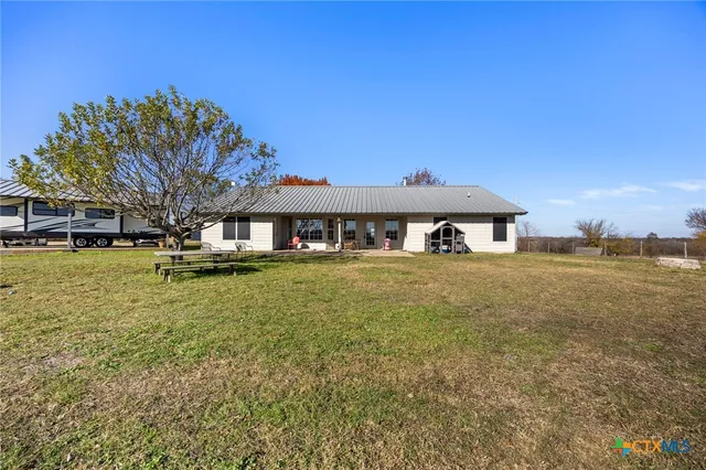 $650,000 | 18751 Highway 95, Holland, TX 76534
