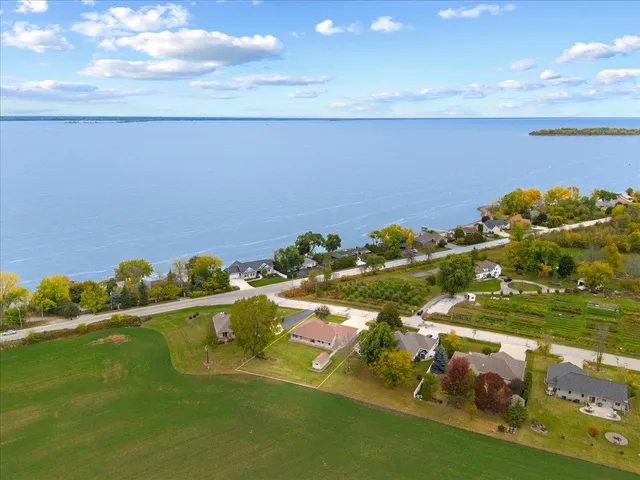 $499,900 | 3394 Church Road, Green Bay, WI 54311