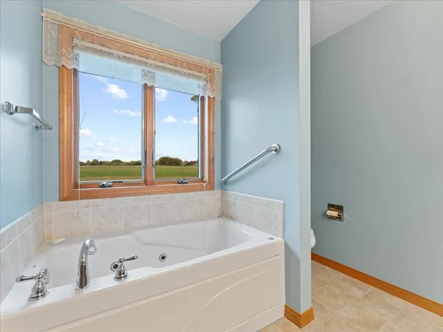 $499,900 | 3394 Church Road, Green Bay, WI 54311