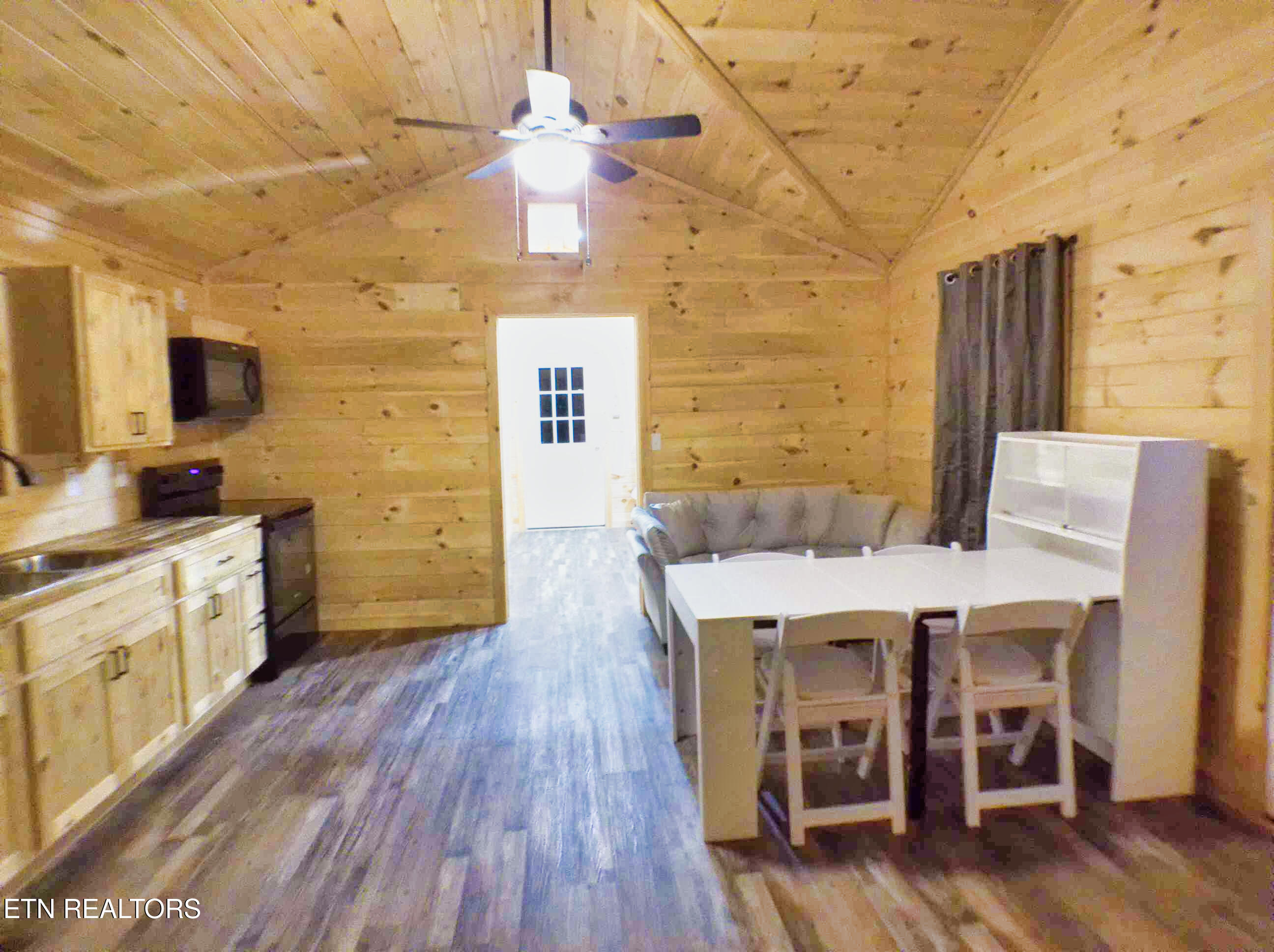 137 John Cox Road Deer Lodge, TN 37726 - Photo 12 of 43 ANMP0018