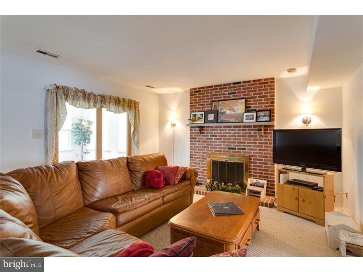 22 Hartford Road Sewell, NJ 08080 - Photo 11 of 25