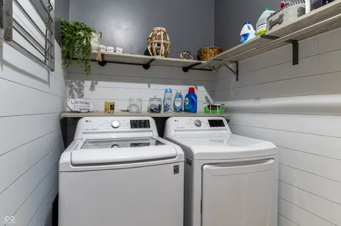 $250,000 | 5745 High Grass Lane, Indianapolis, IN 46235