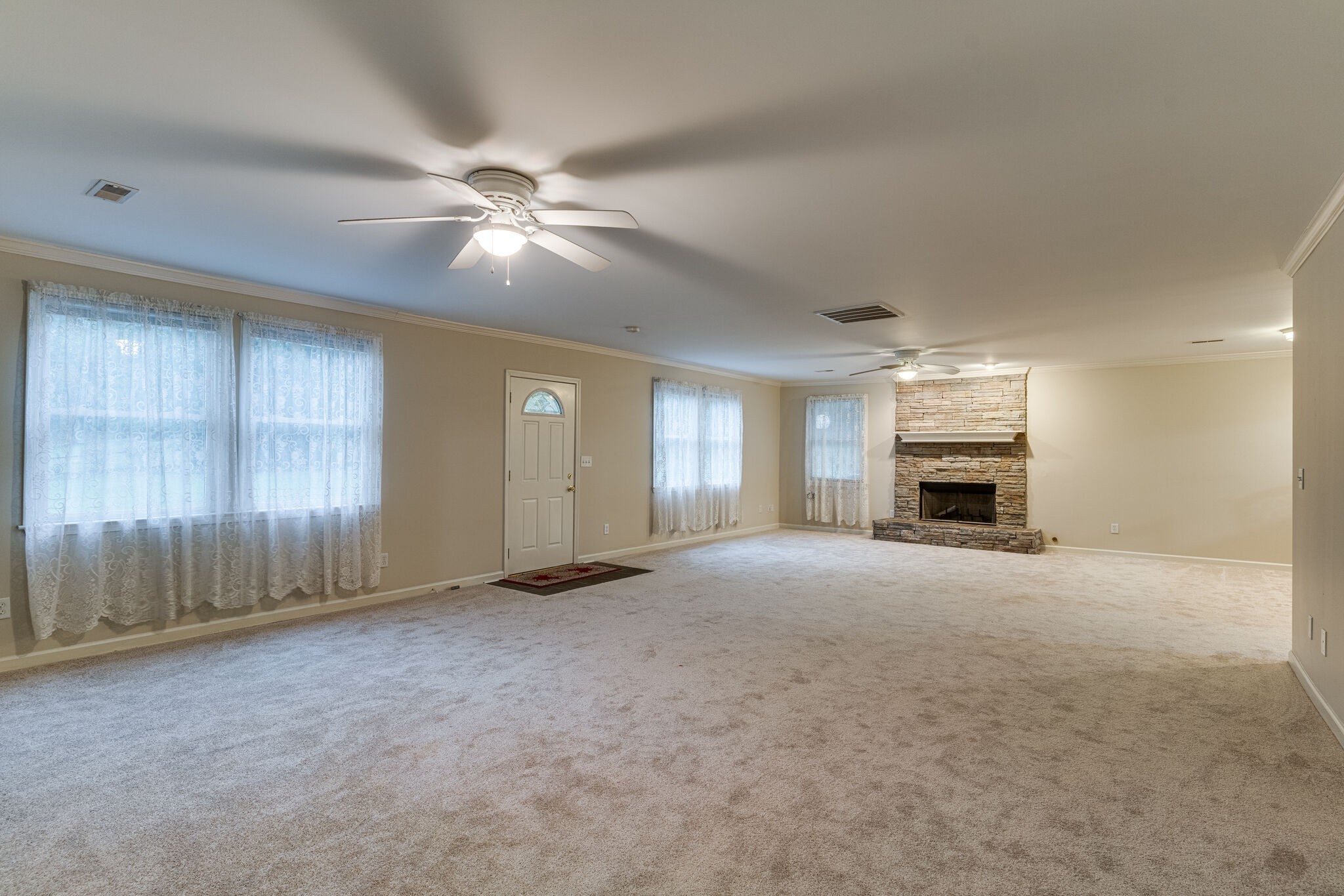 808 Nesbitt Lane Madison, TN 37115 - Photo 11 of 38 a view of empty room with window and ceiling fan