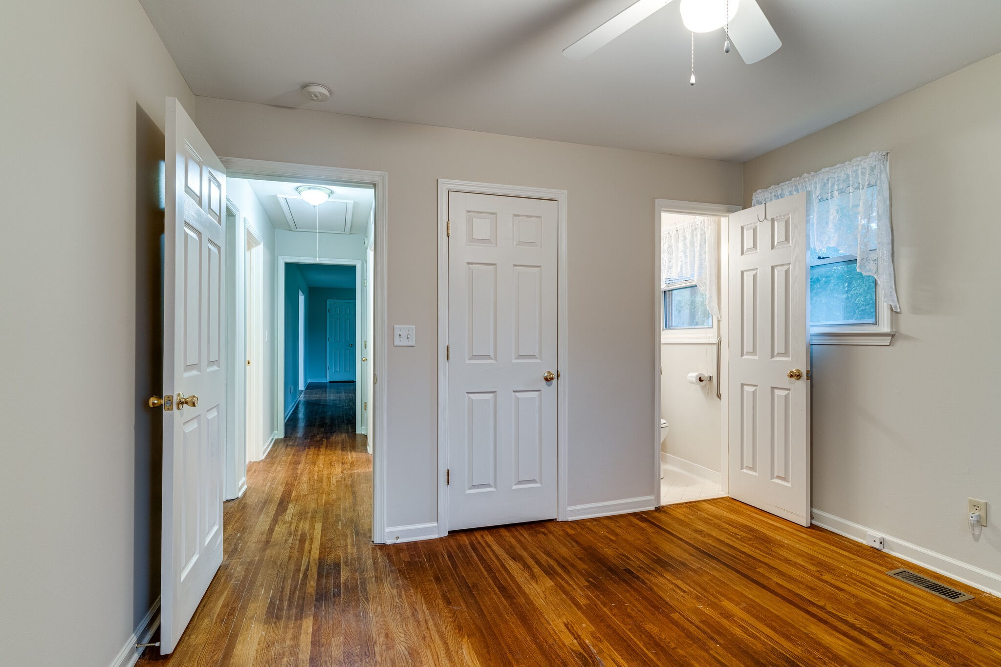 808 Nesbitt Lane Madison, TN 37115 - Photo 20 of 38 a view of a room with wooden floor and a bathroom
