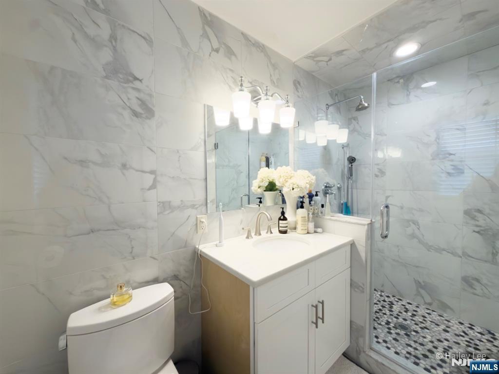 45 Jackson Avenue, Unit 2 Hackensack, NJ 07601 - Photo 2 of 19