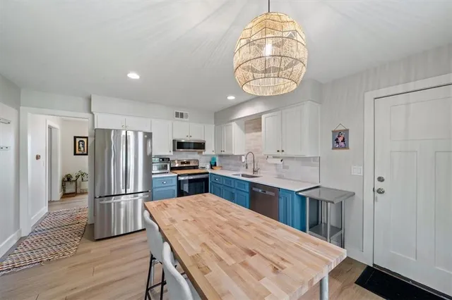 $449,000 | 12100 West 103rd Terrace, Overland Park, KS 66215