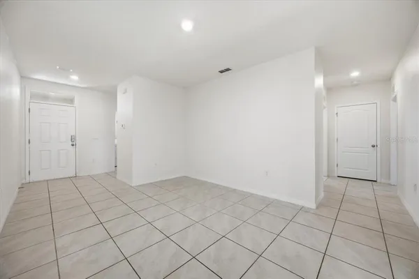 $2,100 | 289 Gina Lane, Davenport, FL 33837