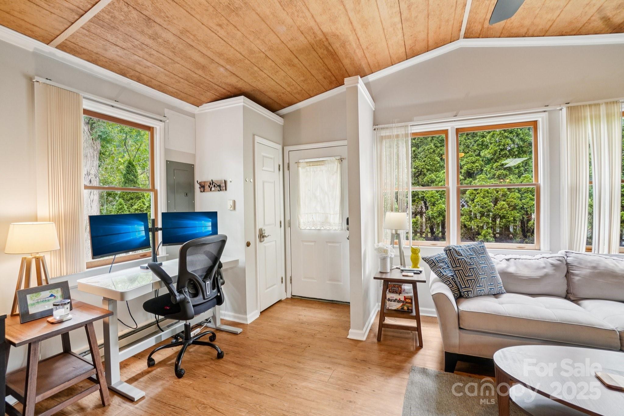 15 Pinewood Road Asheville, NC 28805 - Photo 5 of 36 Gallery Image 5