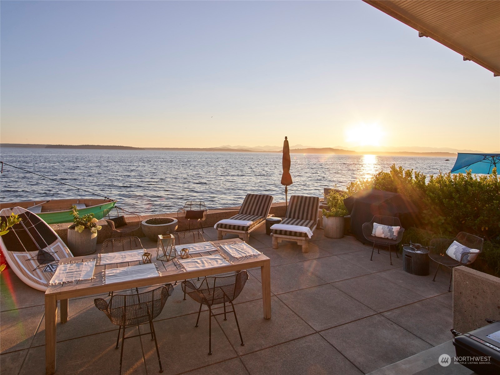 4141 Beach Drive Southwest Seattle, WA 98116 - Photo 26 of 31 a view of a terrace with furniture
