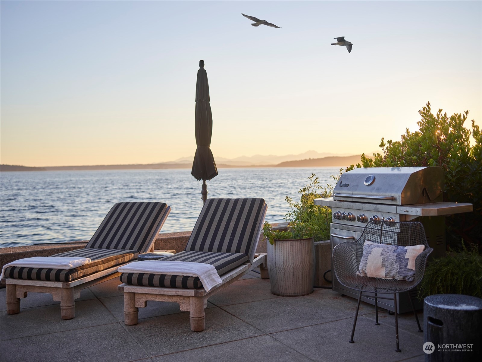 4141 Beach Drive Southwest Seattle, WA 98116 - Photo 27 of 31 a view of outdoor space with seating space