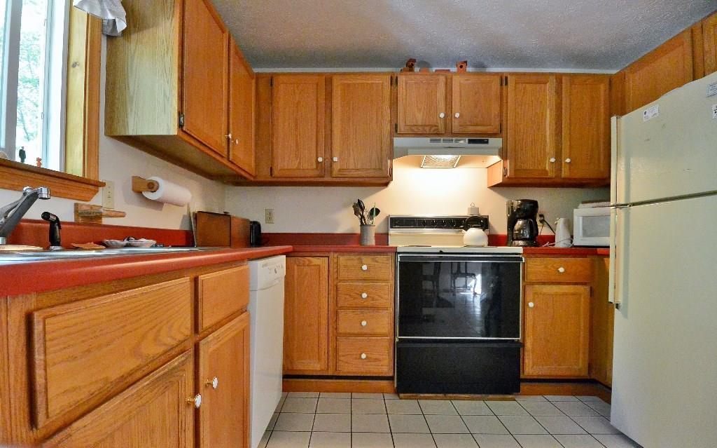 14 Scadlock Mill Road Biddeford, ME 04005 - Photo 8 of 26 Kitchen