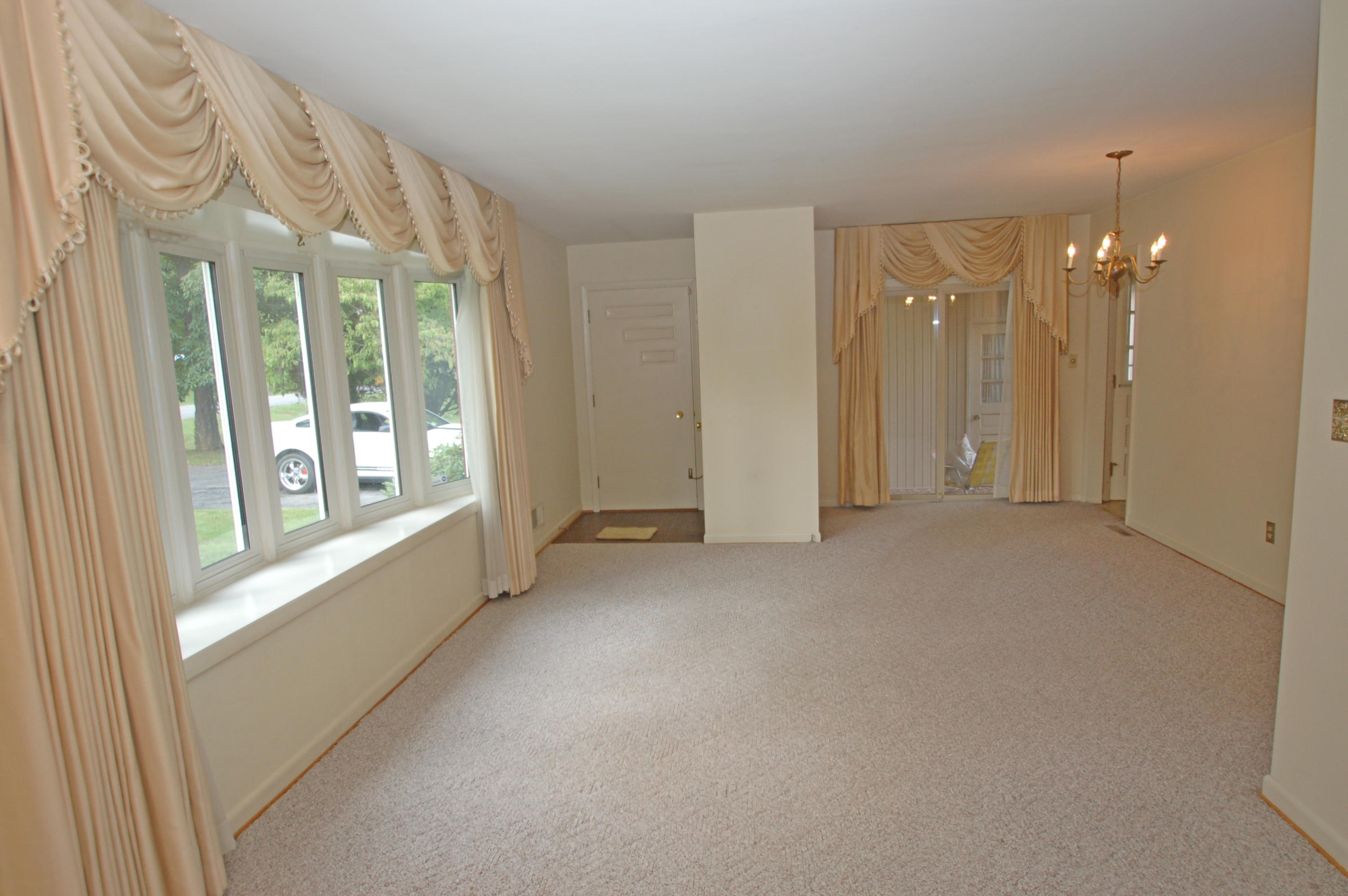 6715 Laban Road Roanoke, VA 24019 - Photo 3 of 28 003(1)