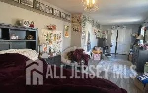 $690,000 | 102 Gracey Street, Edison, NJ 08817