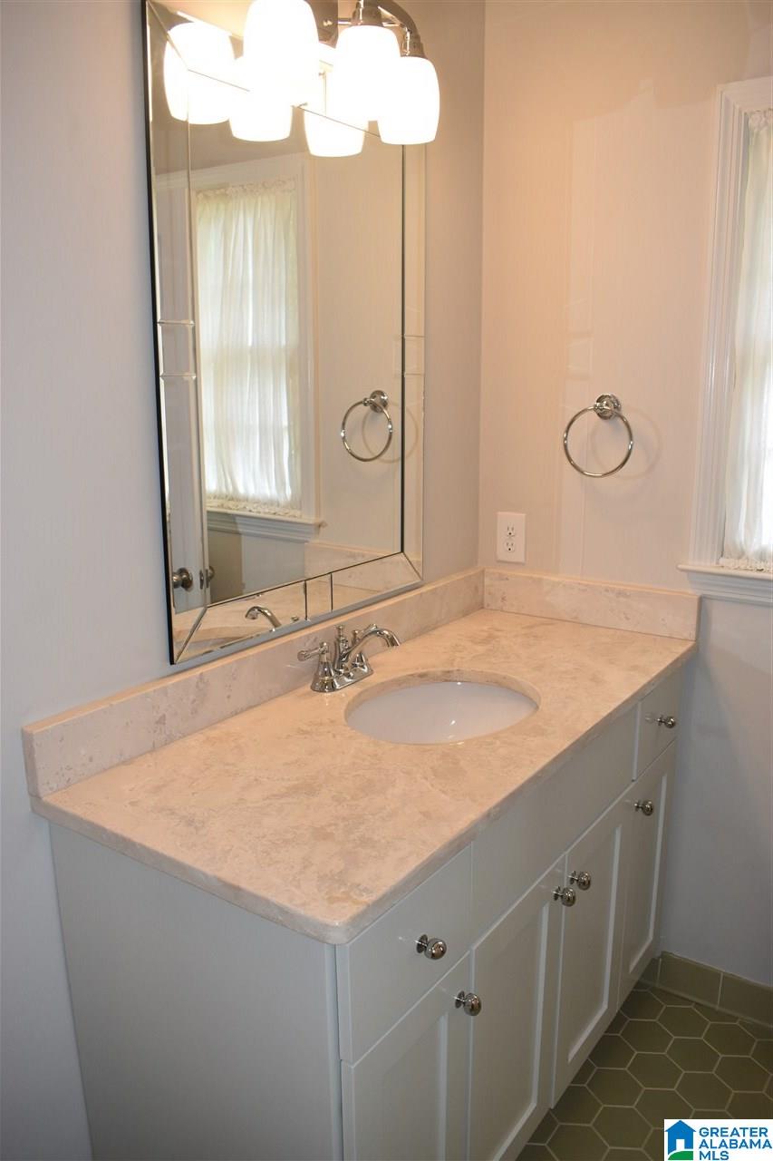 4437 Cahaba River Road Birmingham, AL 35243 - Photo 28 of 50